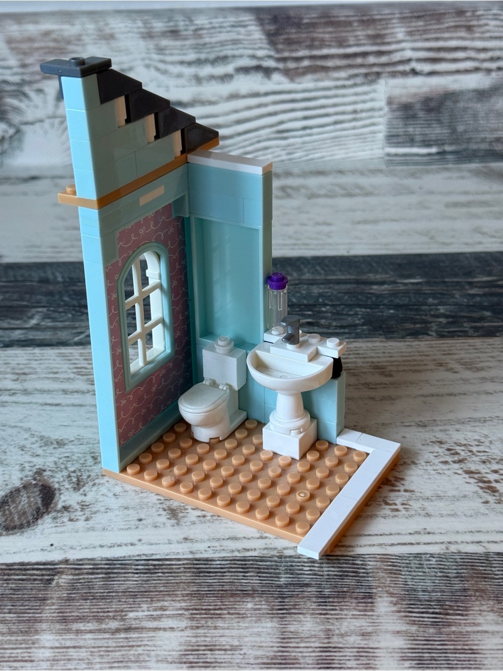 MegaBloks AMERICAN GIRL Doll GRACE 2 in 1 HOUSE Set - BATHROOM Only 4 pc Missing